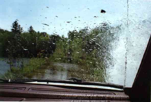Water splashing